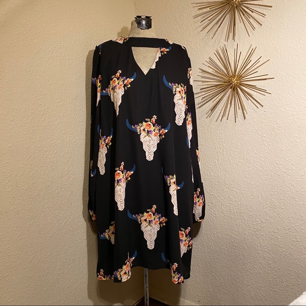 Altar’d State Floral Bullhead Dress Size L